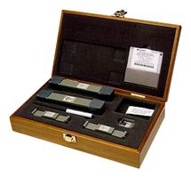 KEYSIGHT TECHNOLOGIES R11645A Verification Kit, 26.5-40GHz, WR-28, Standard Waveguide Section/ Mismatch, 20dB and 50dB Attenuator