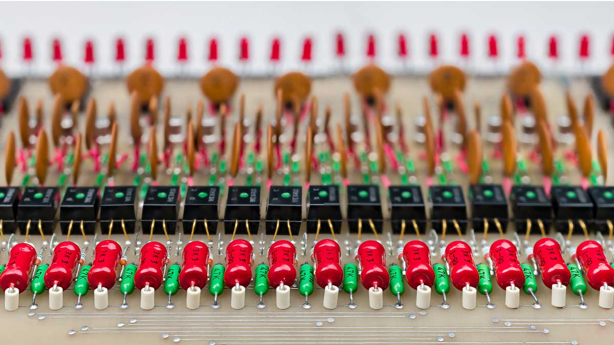 High & low voltage using optocoupler